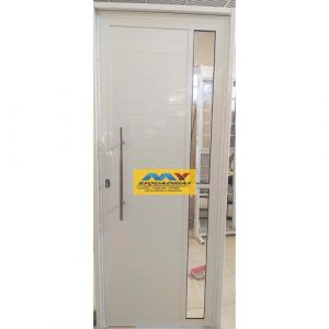 PORTA DE LAMBRIL COM VIDRO E PUXADOR ALUMINIO BRANCO